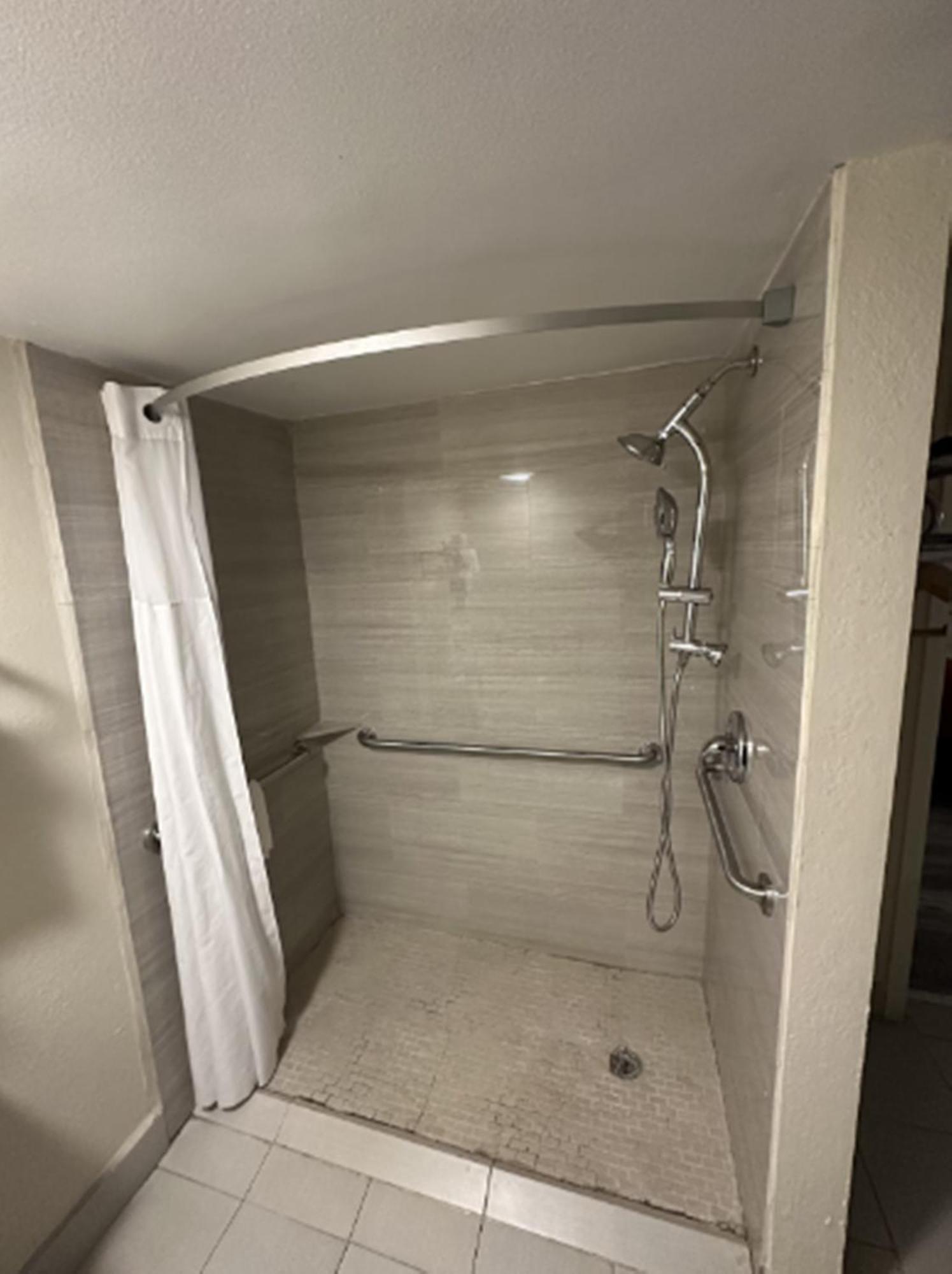 Super 8 By Wyndham Tx Hotel Athens