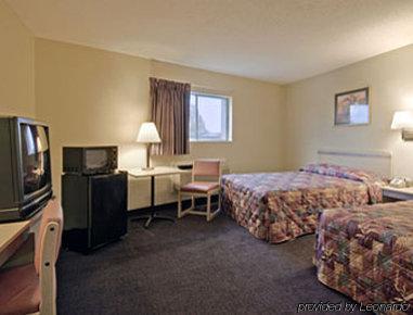 Super 8 By Wyndham Tx 2*